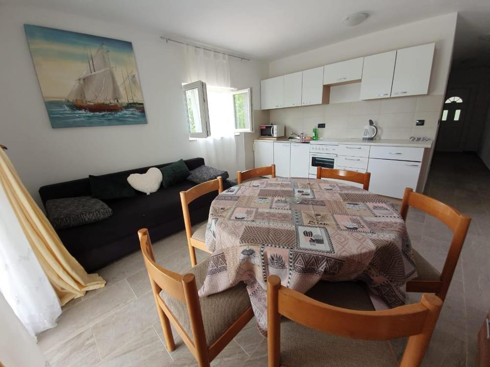 Apartmani Lucija Maslenica Dış mekan fotoğraf